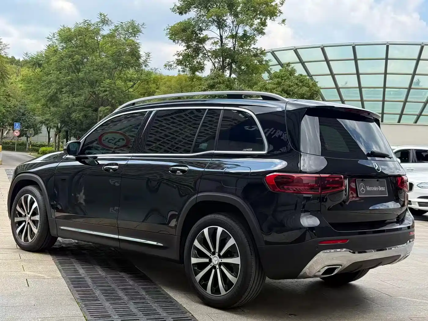 Mercedes-Benz GLB 2025