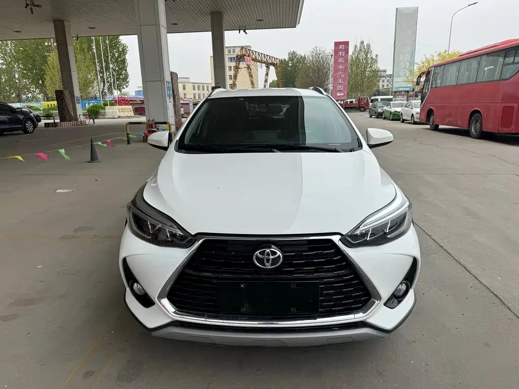 Toyota Yaris 2023