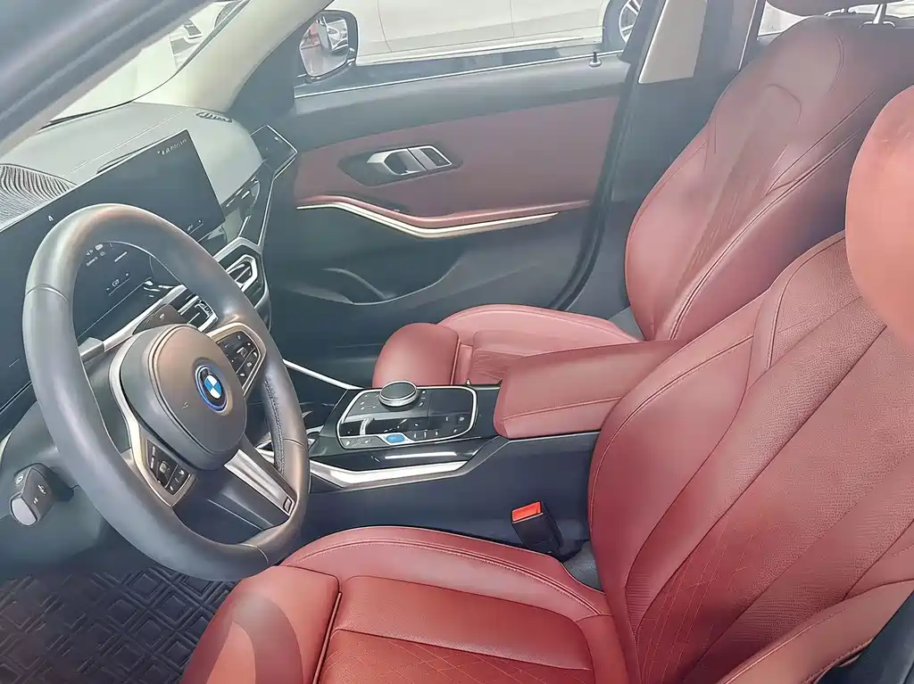 BMW i3 2023