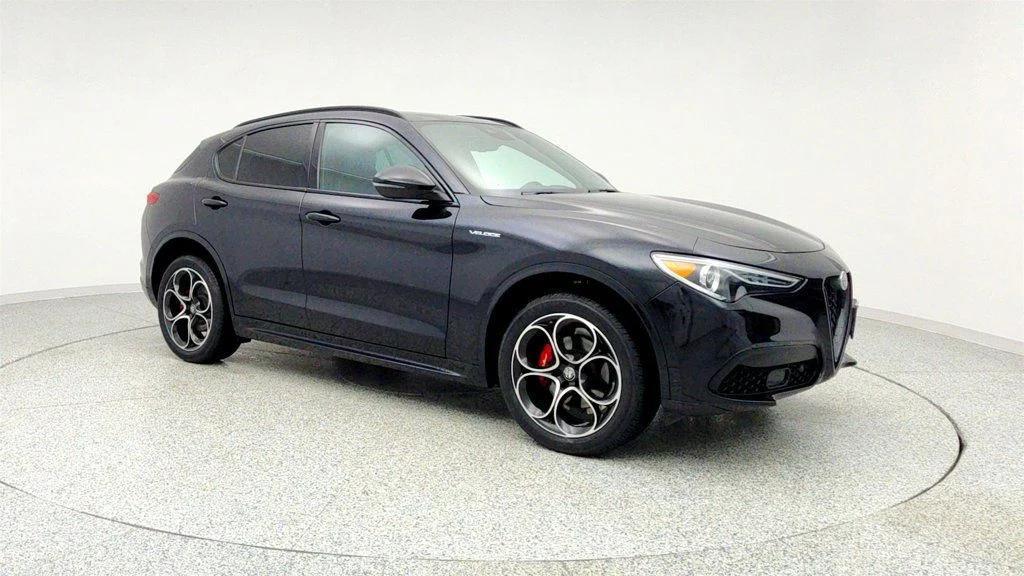 Alfa Romeo Stelvio 2023