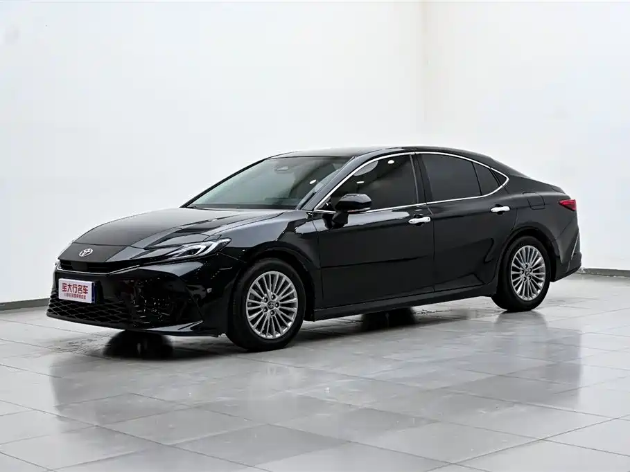 Toyota Camry 2024