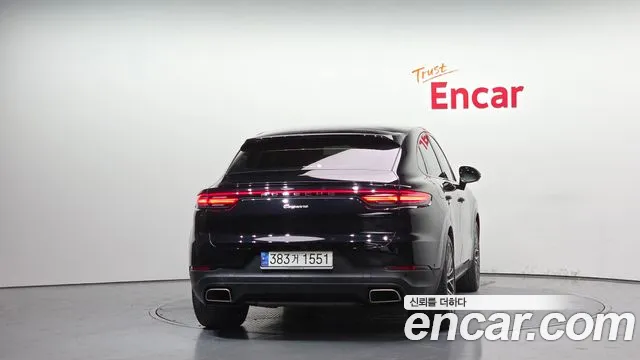 Porsche Cayenne 2021