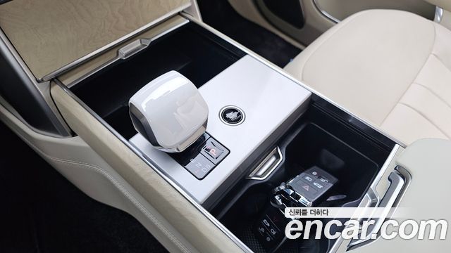 Land Rover Range Rover 2025