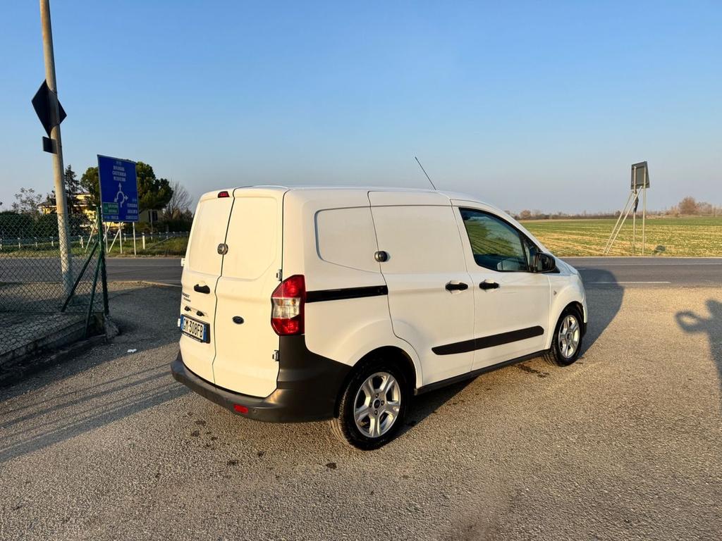 Ford TRANSIT COURIER 2022
