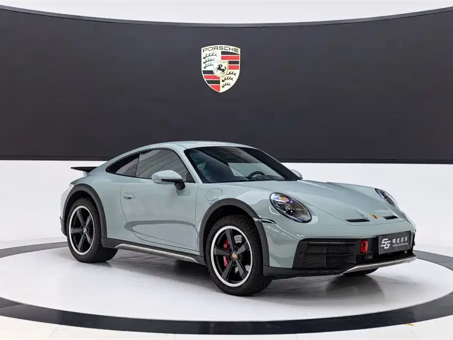 Porsche 911 2023