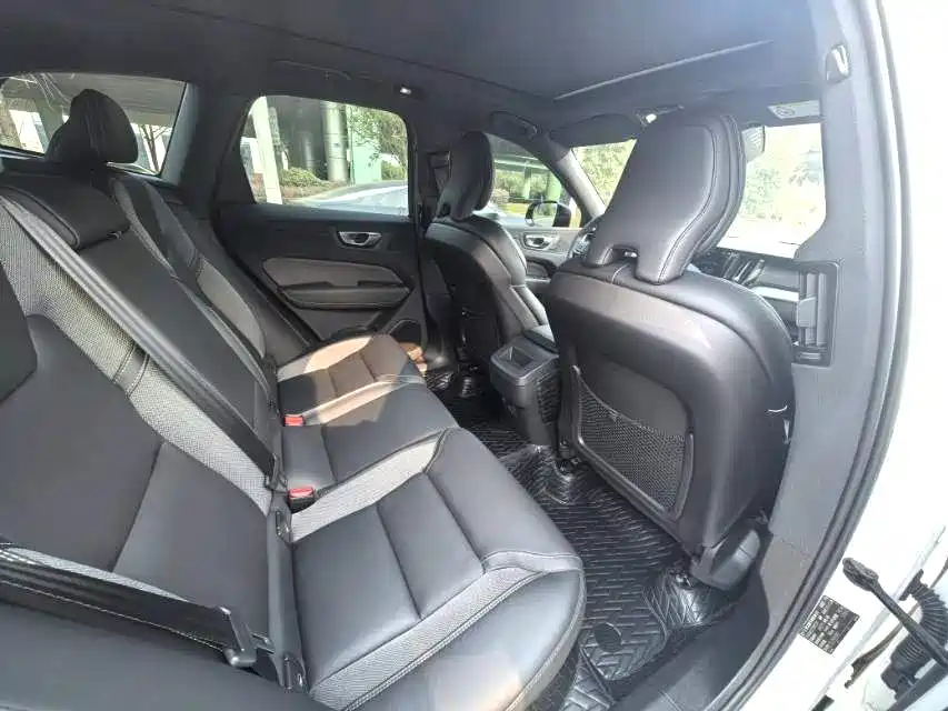 Volvo XC60 2024