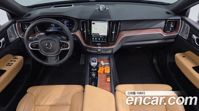 Volvo XC60 2024