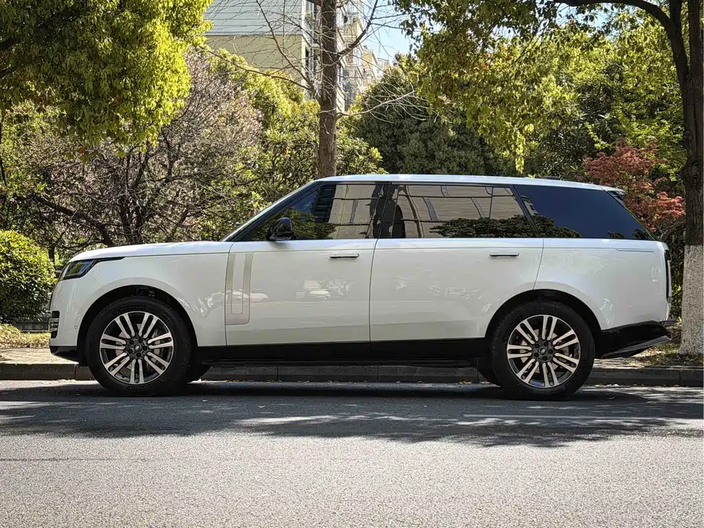 Land Rover Range Rover 2023