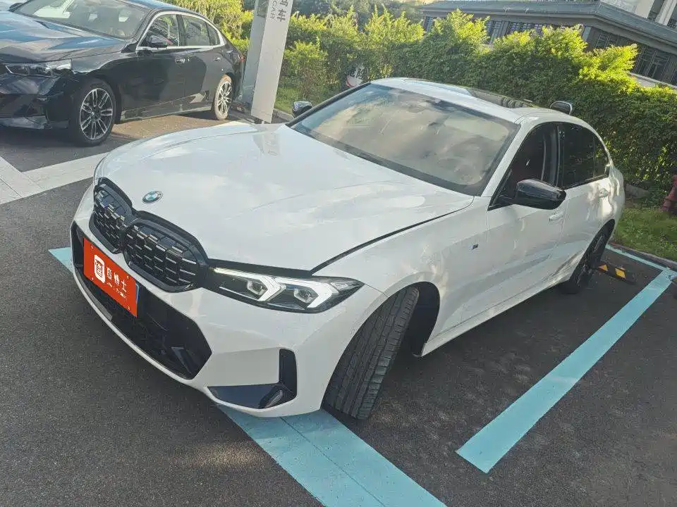 BMW 3 серии 2023