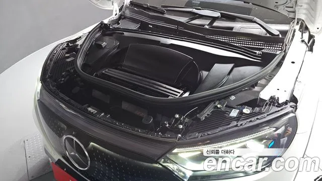 Mercedes-Benz EQE 2023