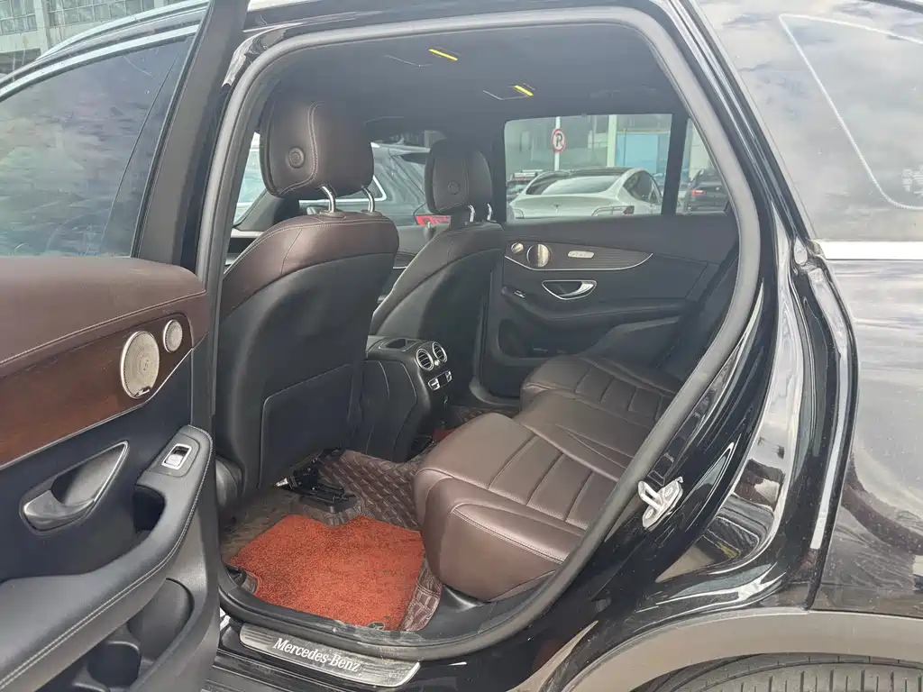 Mercedes-Benz GLC 2022