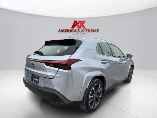 Lexus UX 2023
