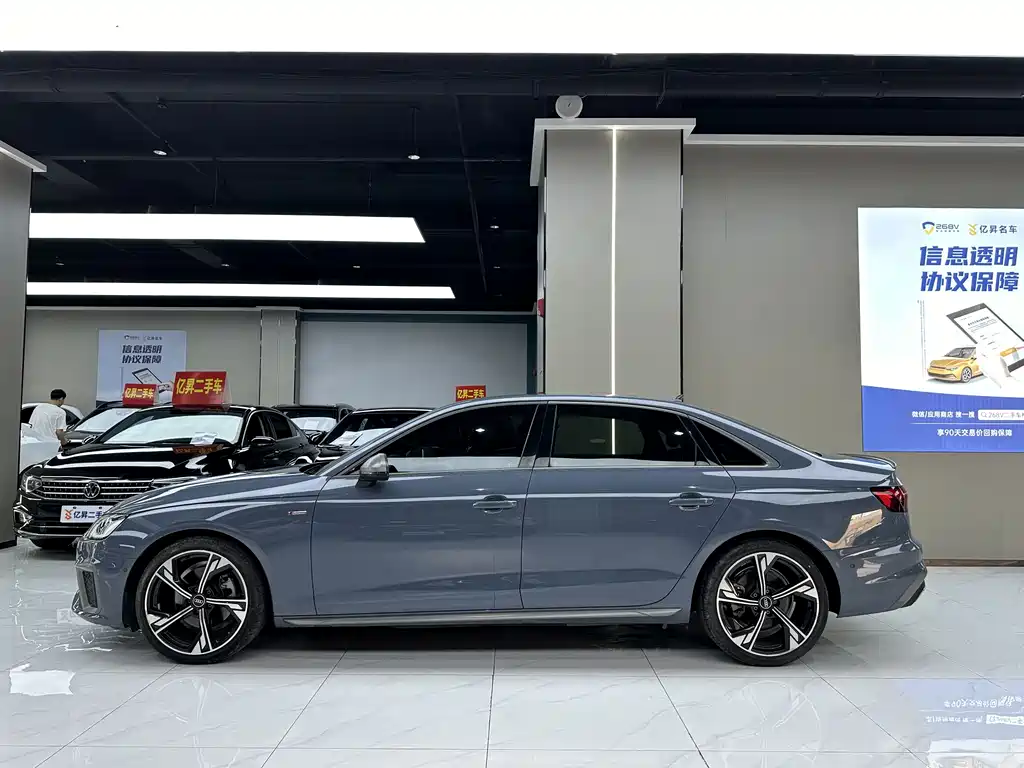 Audi A4 2022