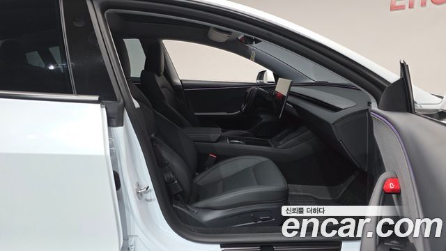 Tesla Model 3 2025