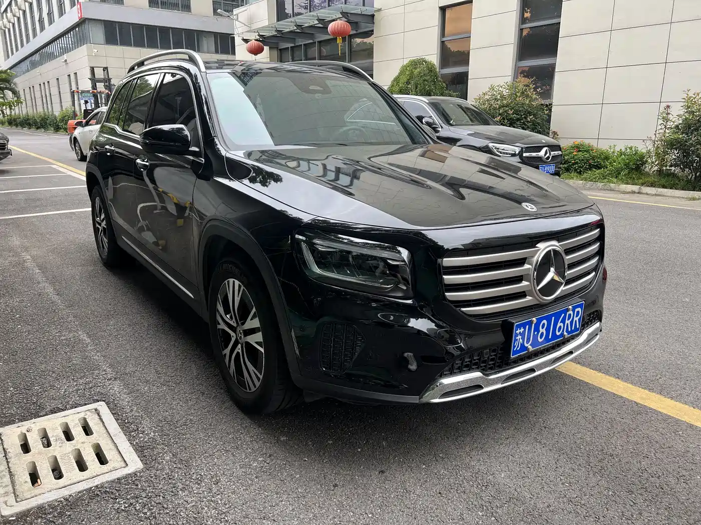 Mercedes-Benz GLB 2024
