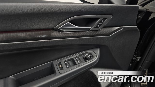 Volkswagen Golf 2024