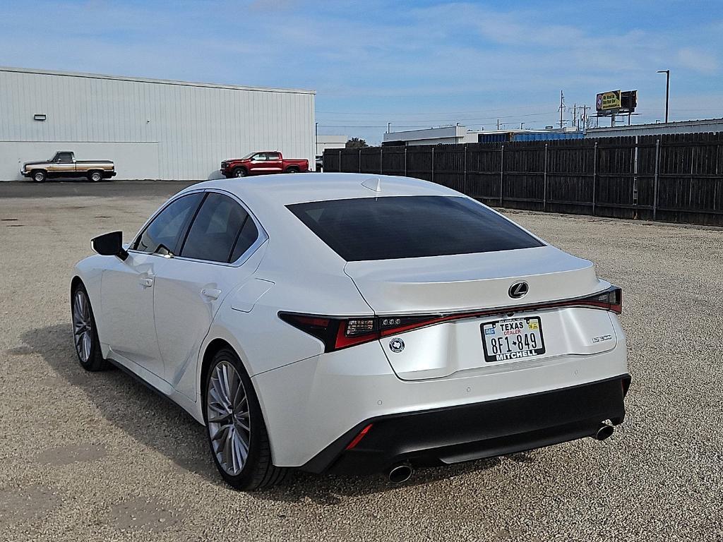 Lexus IS 300 2024