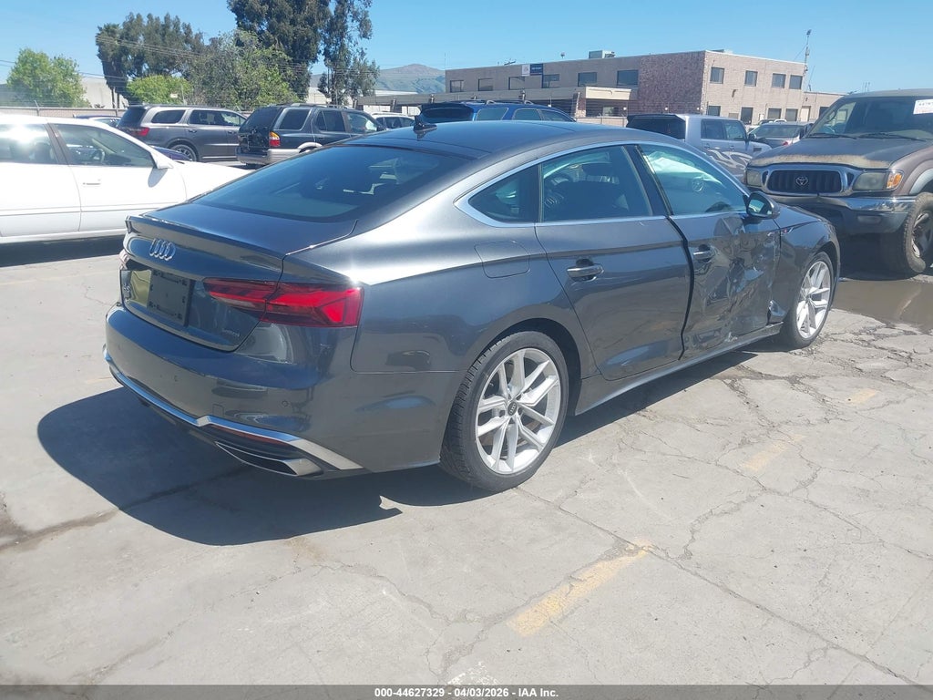 Audi A5 2024