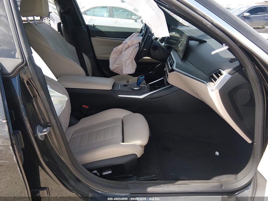 BMW i4 2023