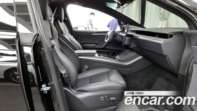 Tesla Model X 2024