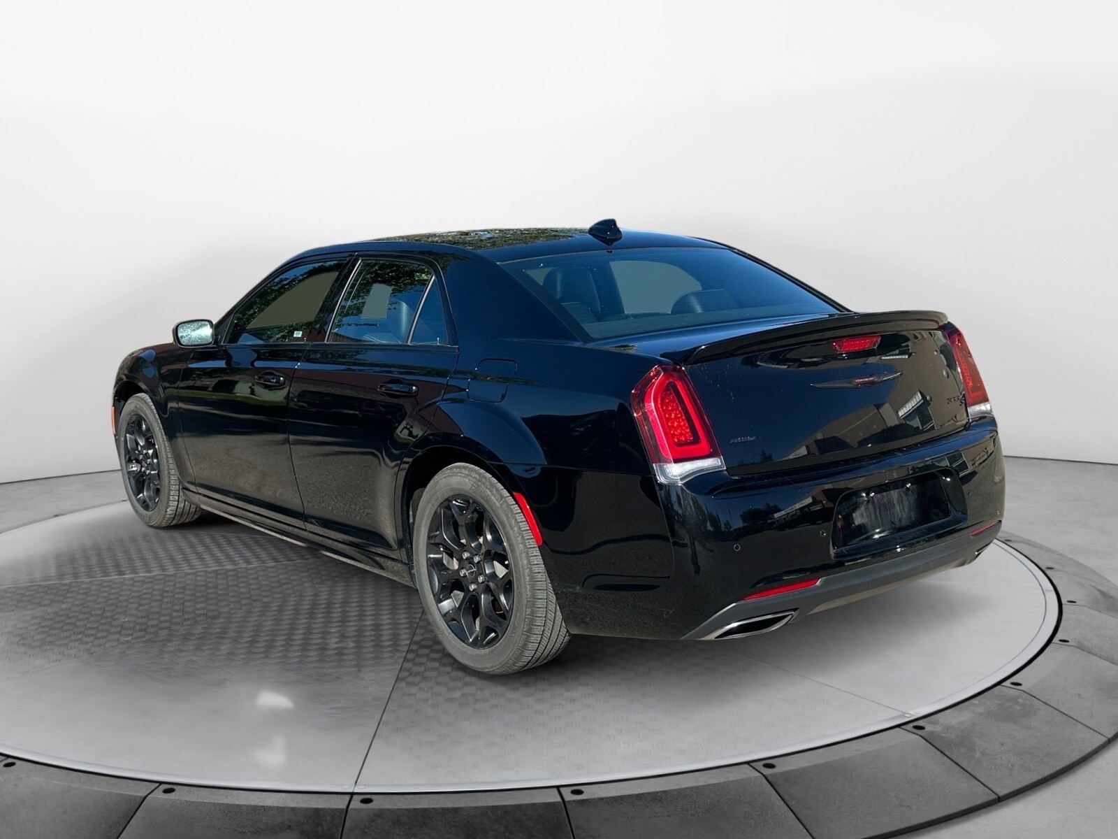Chrysler 300 2023