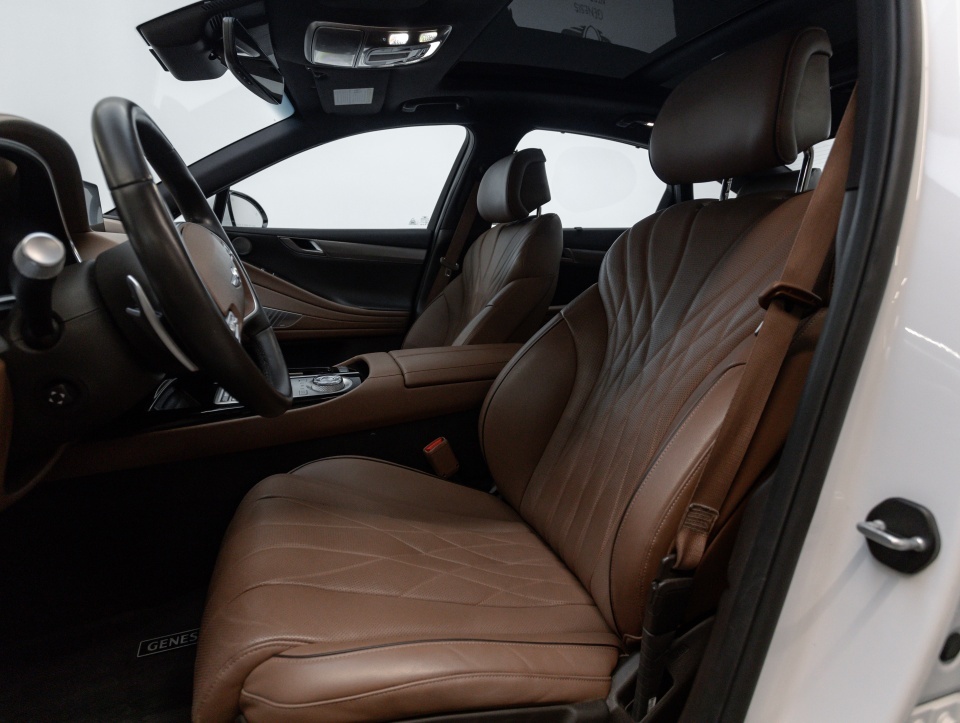Genesis G80 2023