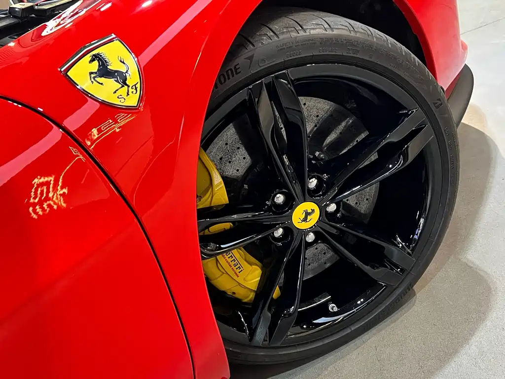 Ferrari 296 2023