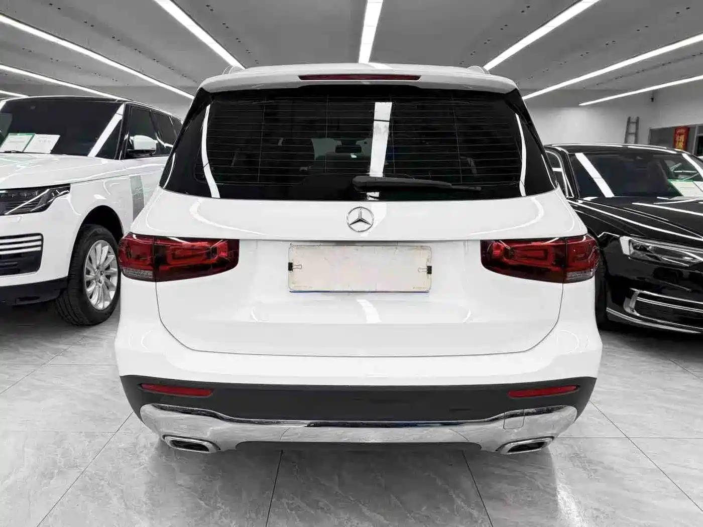 Mercedes-Benz GLB 2023