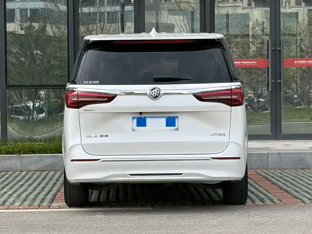 Buick GL8 2021
