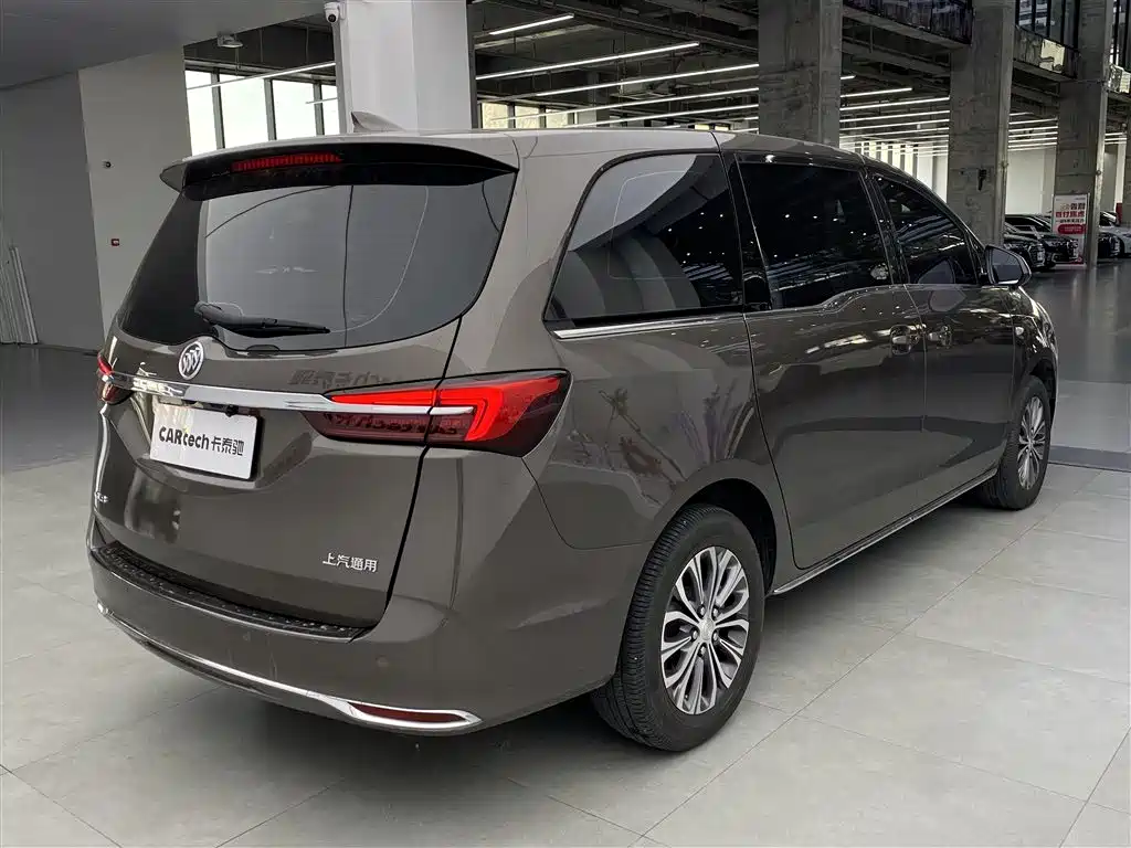 Buick GL8 2023