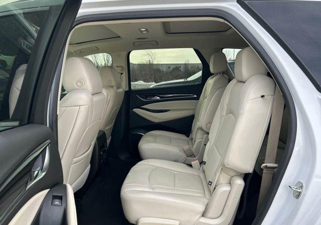 Buick Enclave 2023