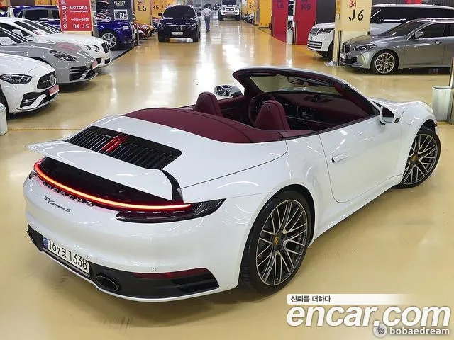 Porsche 911 2021