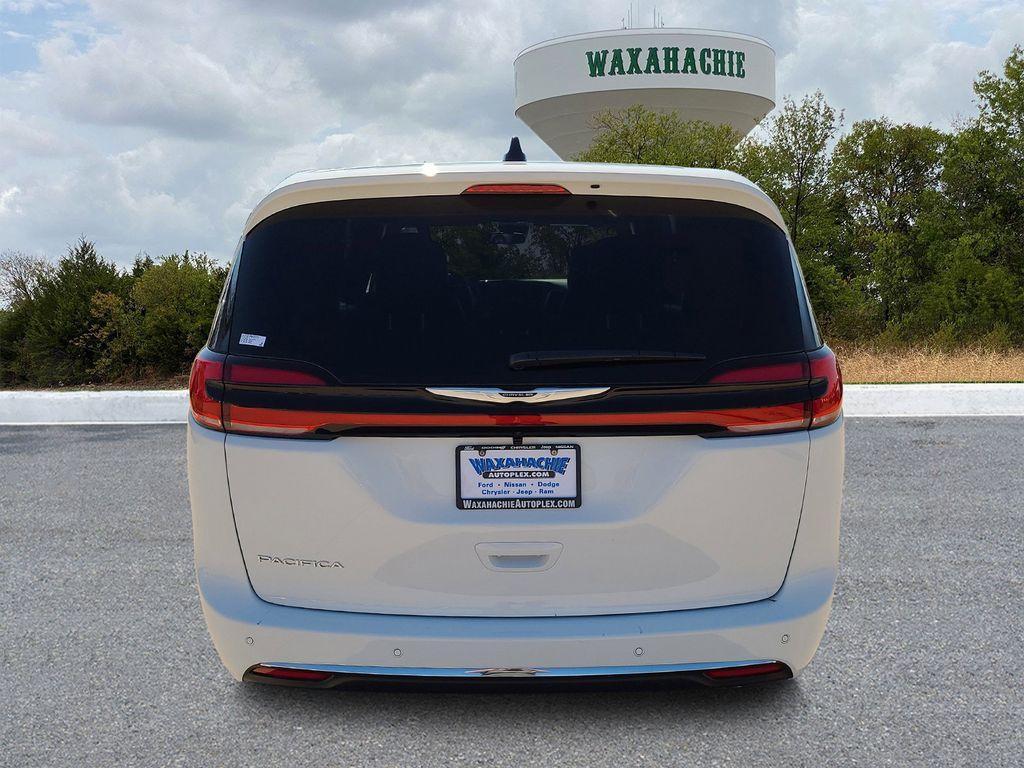 Chrysler Pacifica 2026