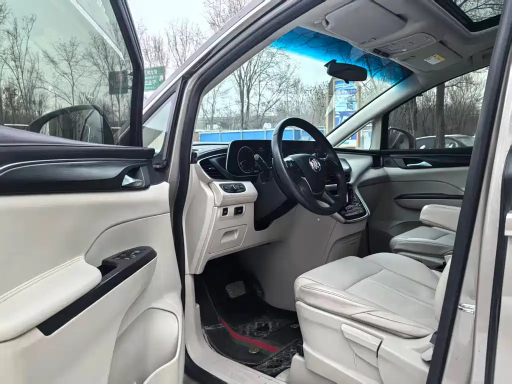 Buick GL8 2022