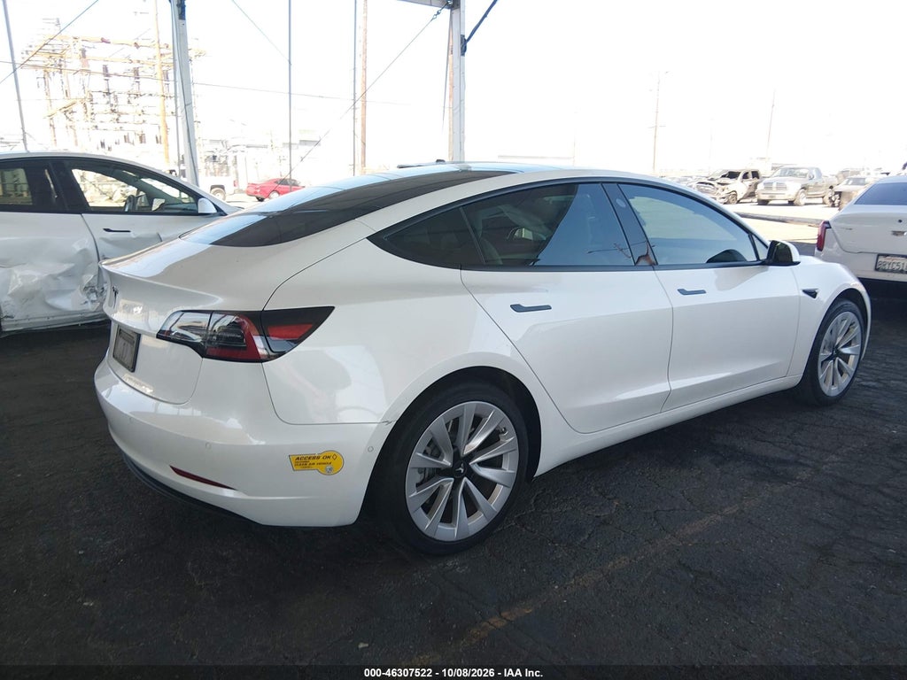Tesla Model 3 2022