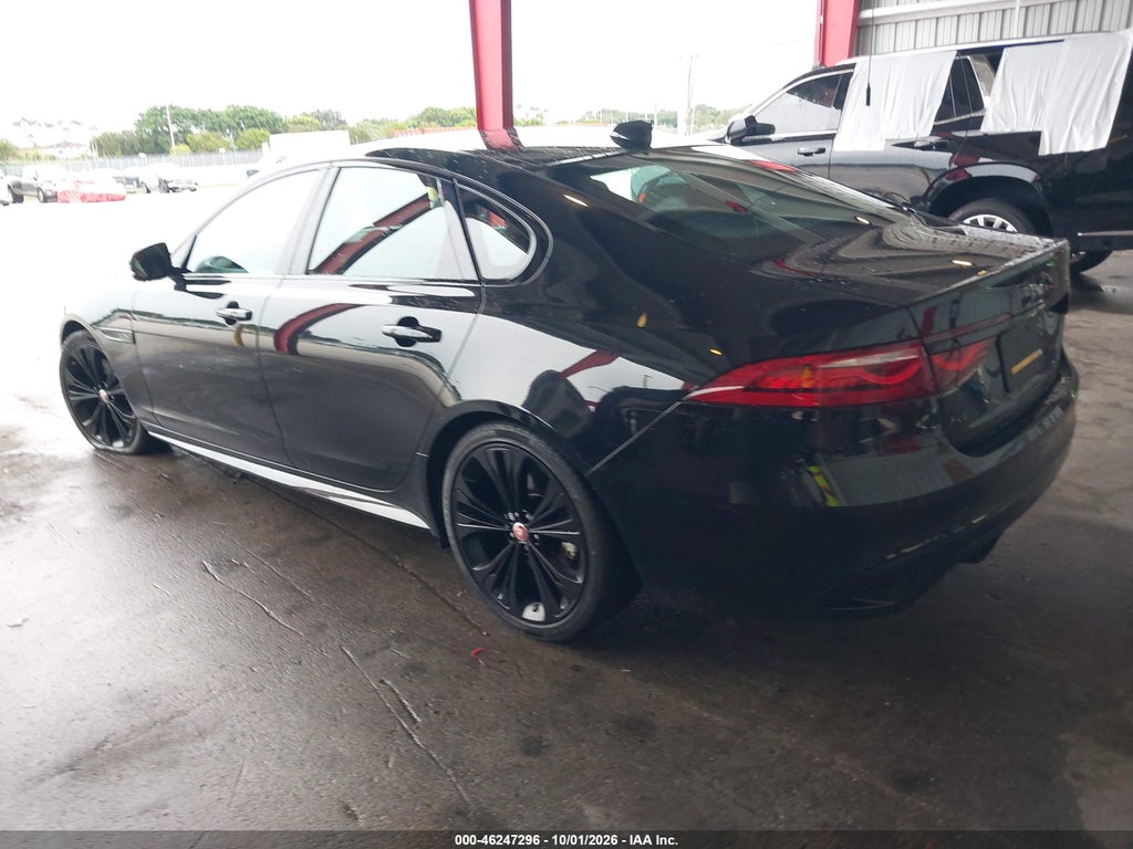 Jaguar XF 2023