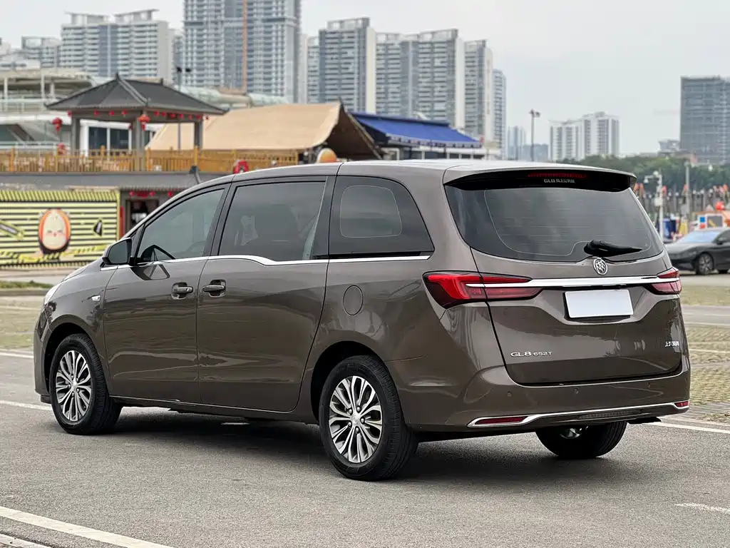 Buick GL8 2022