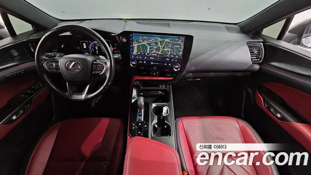 Lexus NX 2022