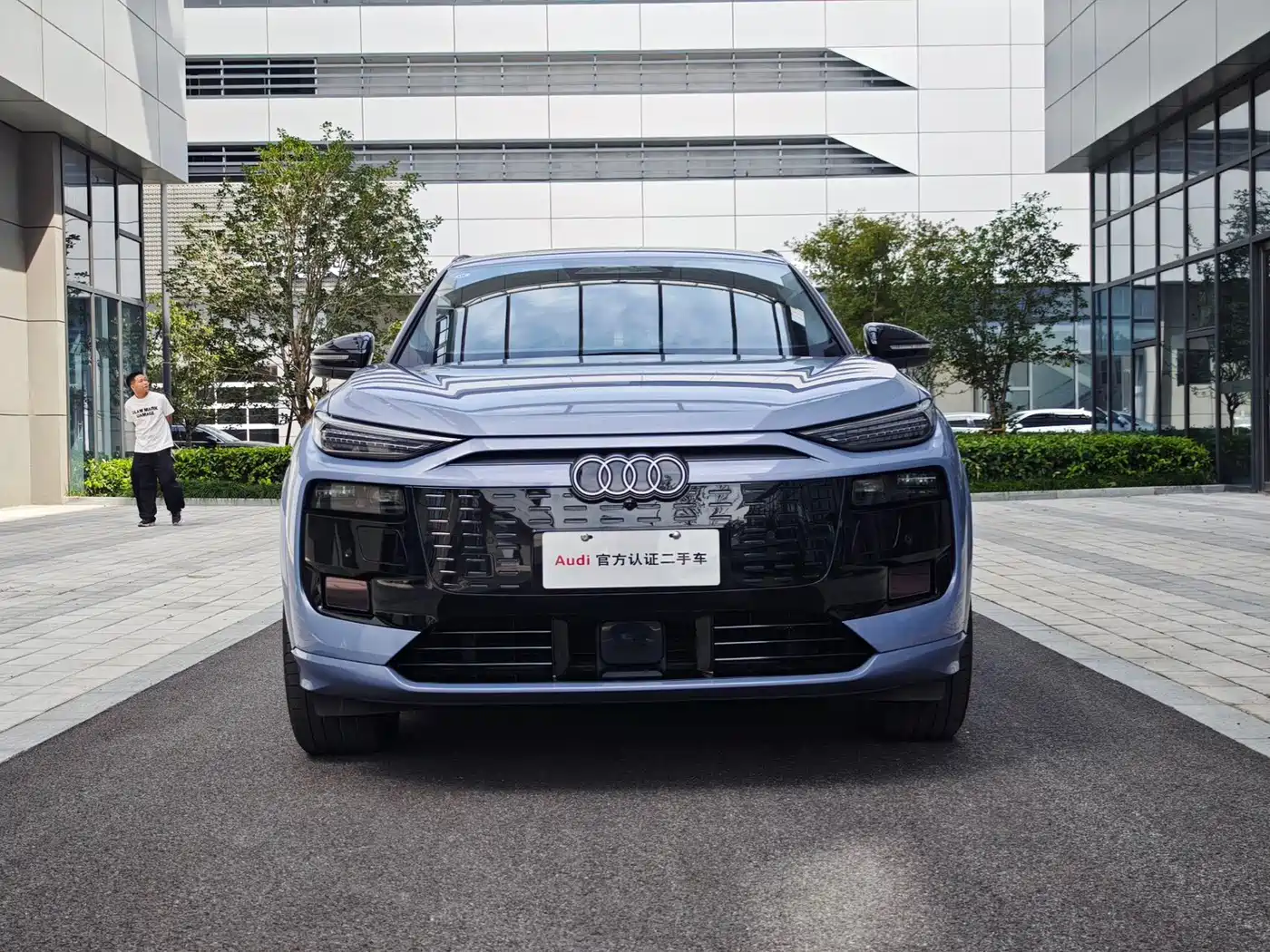 Audi e-tron 2025