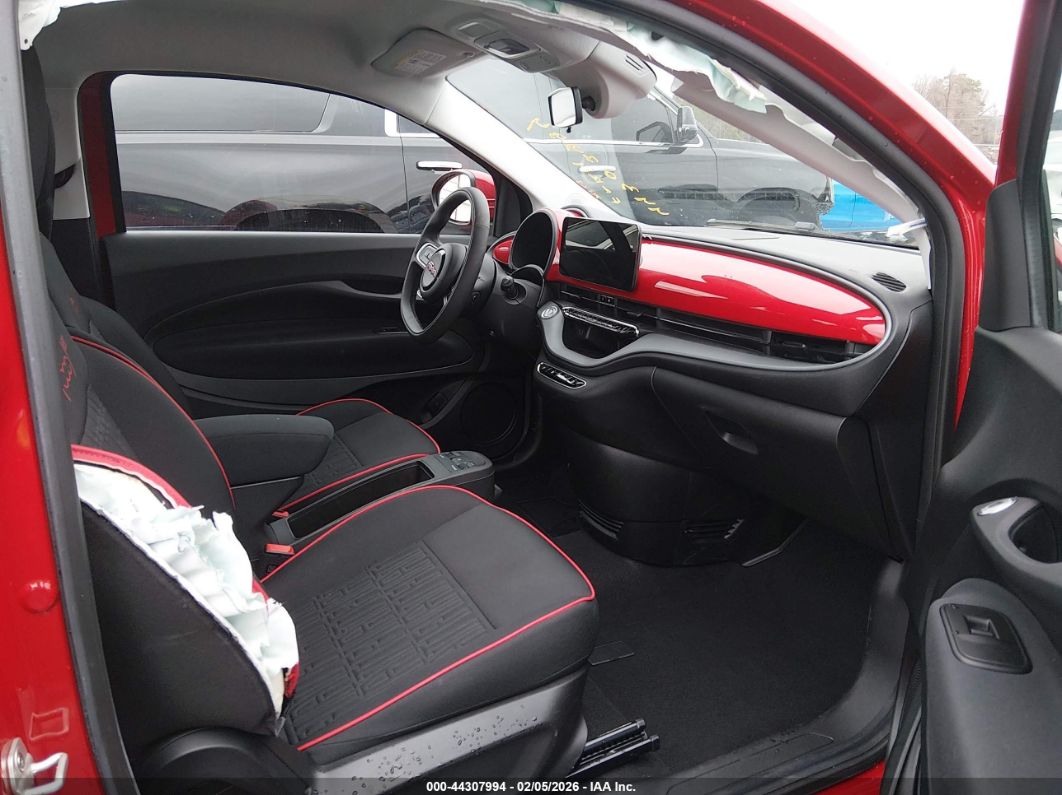 Fiat 500E 2024