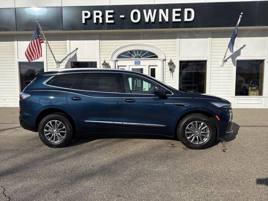 Buick Enclave 2023