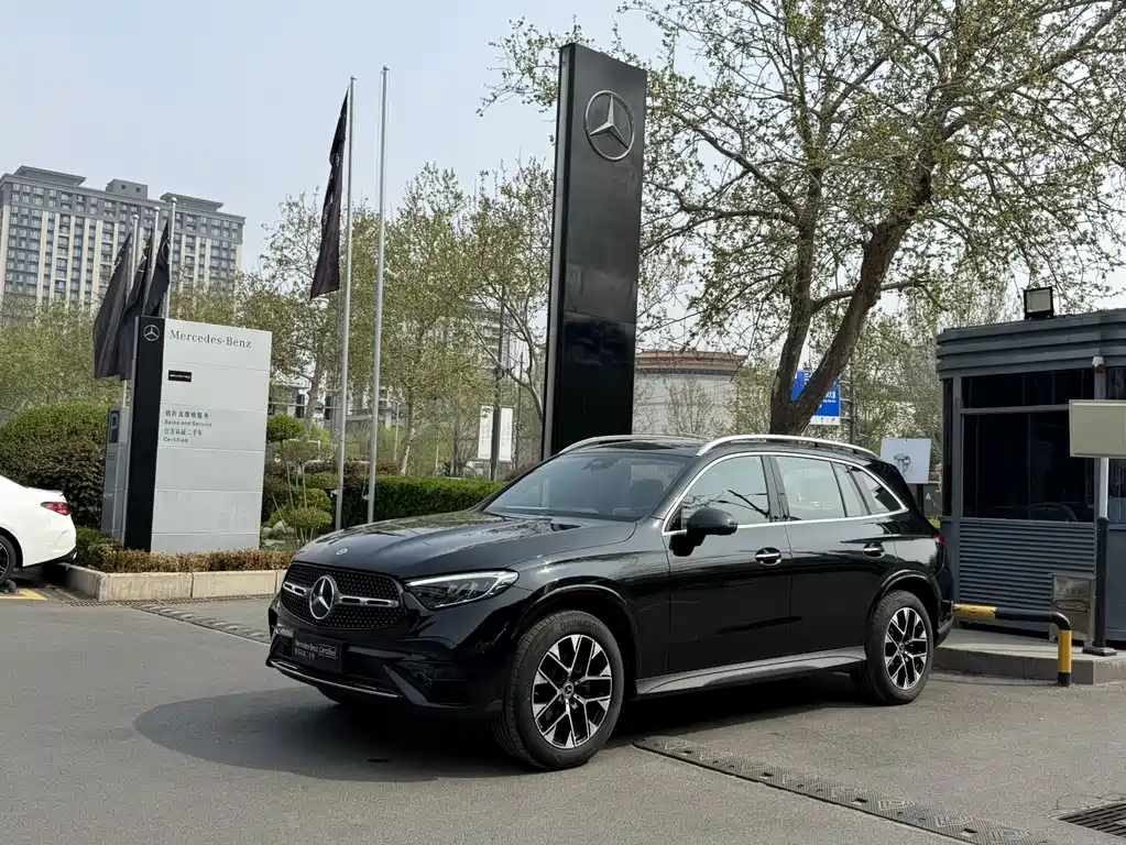 Mercedes-Benz GLC 2024