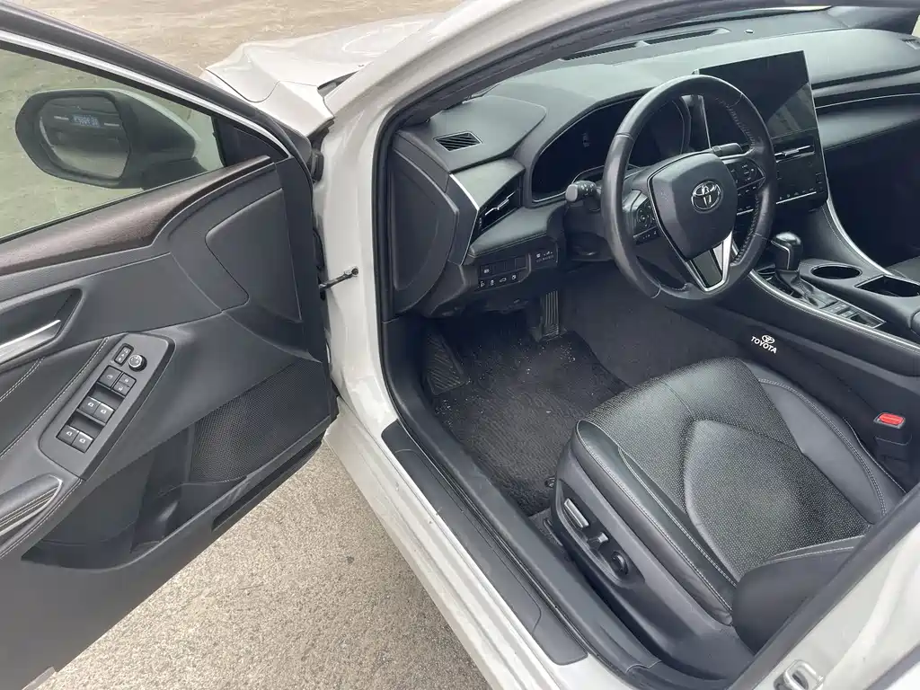 Toyota Avalon 2022