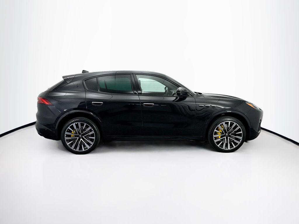 Maserati Grecale 2023