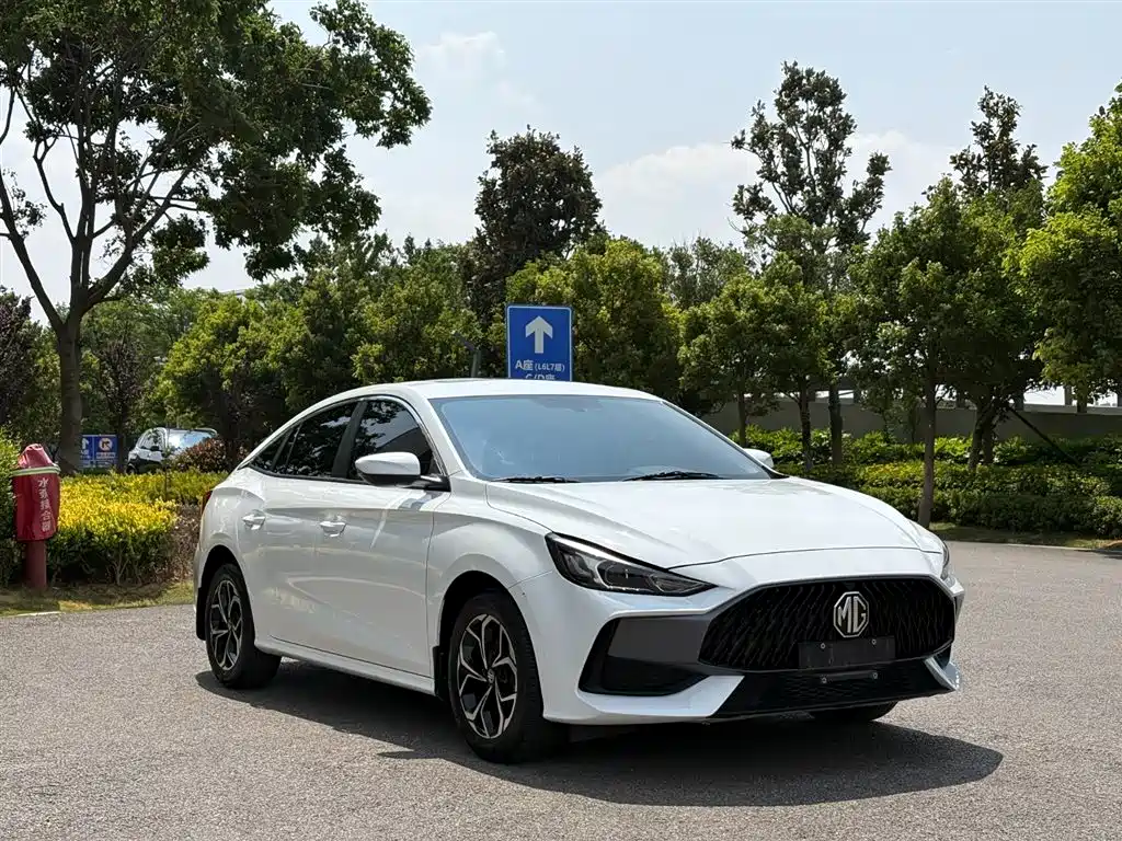 MG MG5 2022