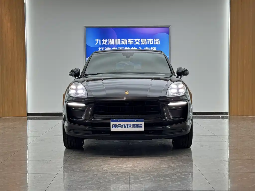 Porsche Macan 2022