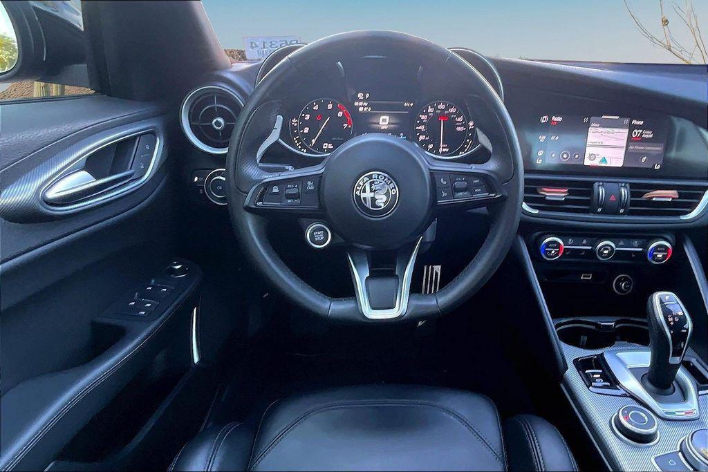 Alfa Romeo Giulia 2023