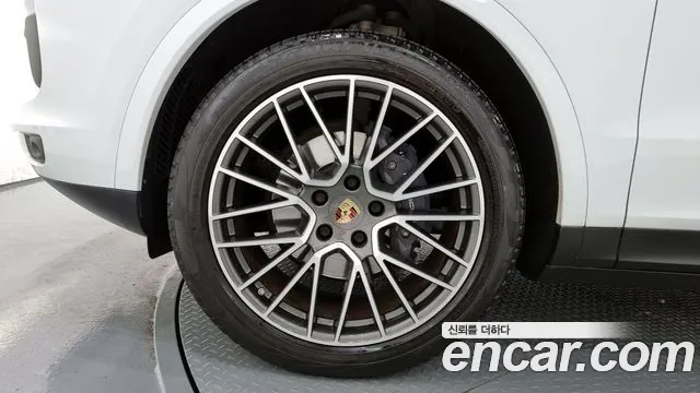 Porsche Cayenne 2020