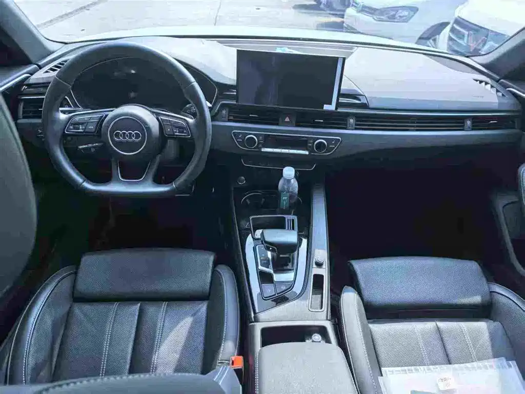 Audi A4 2023