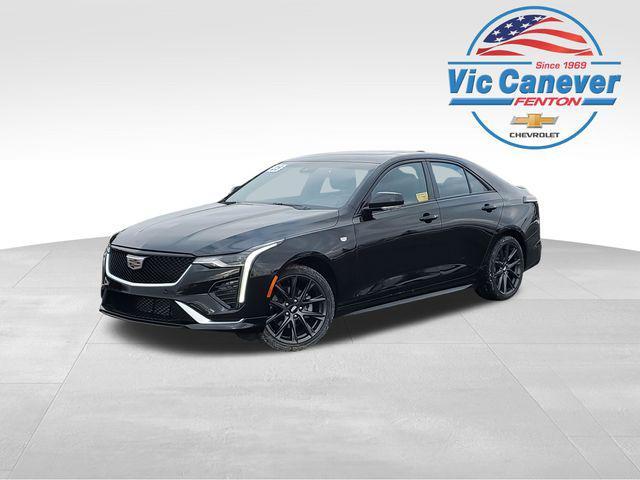 Cadillac CT4 2025